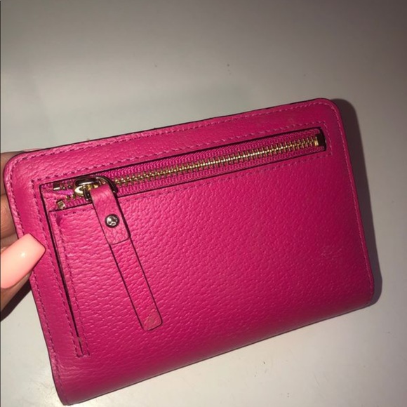 Kate Spade - Picture 3 of 3